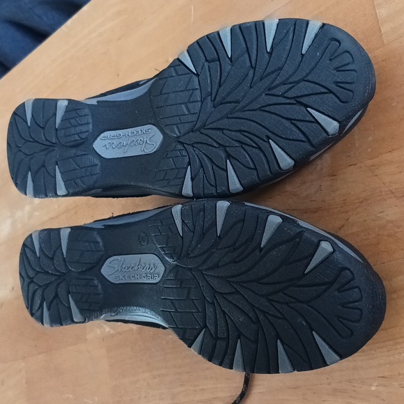 Skechers Adventure - Picture 3 of 8